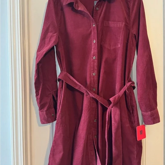 Lands’ End Lightweight Corduroy Shirt Dress – Burgundy - Picture 2 of 3
